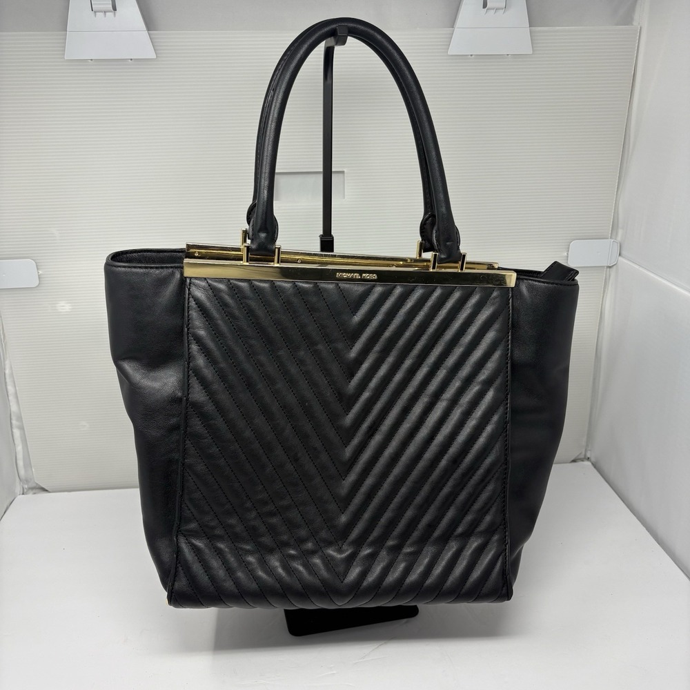 Michael Kors Black Chevron Quilted Leather Tote Satchel Gold Hardware Large - Picture 2 of 12